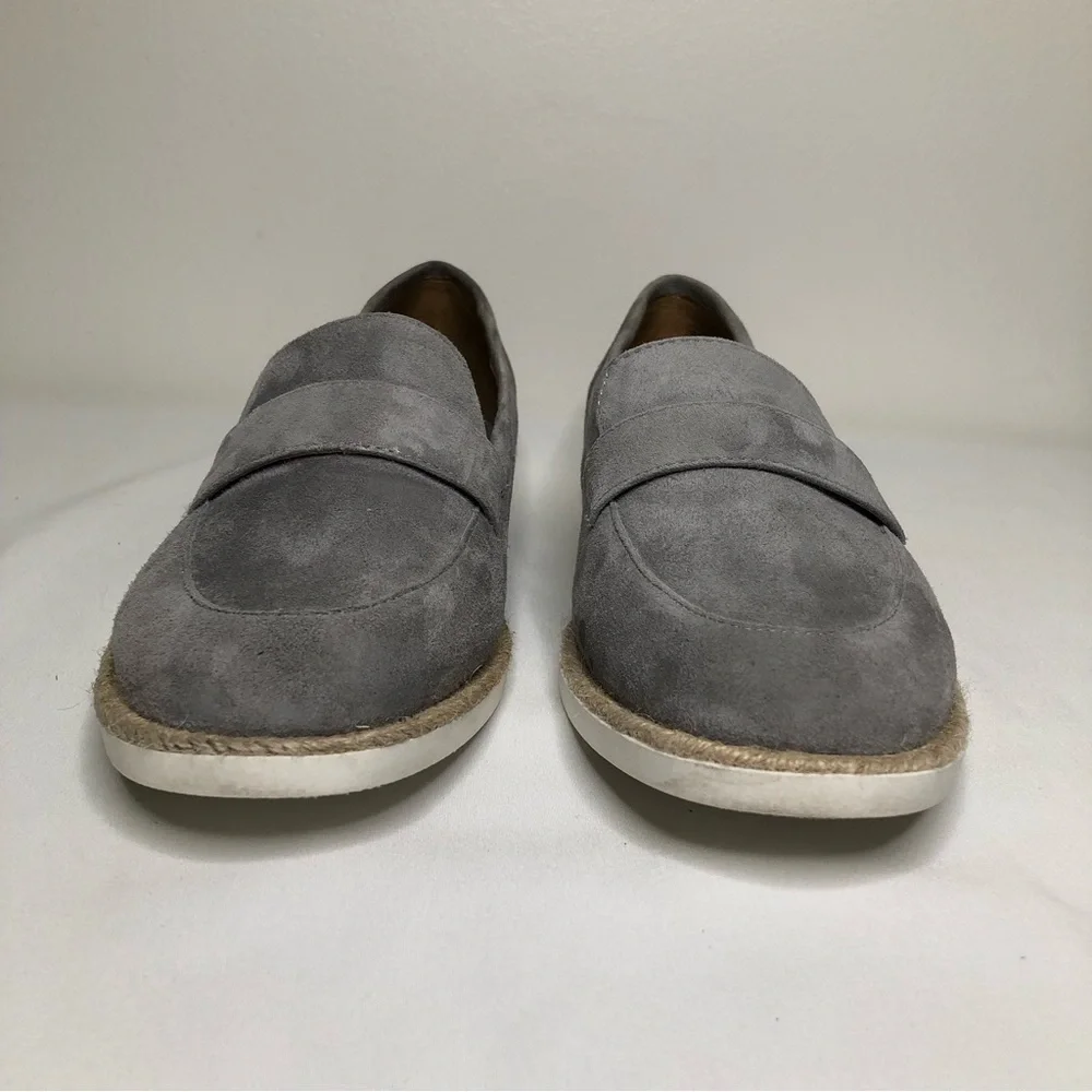 Caslon Women's Size 9M Tristan Grey Leather Suede Slip On Flats Loafers
